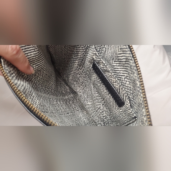 REBECCA MINKOFF-Clutch&Wristlet"LOVE"  leather black and pearls studs Bag - Picture 8 of 14